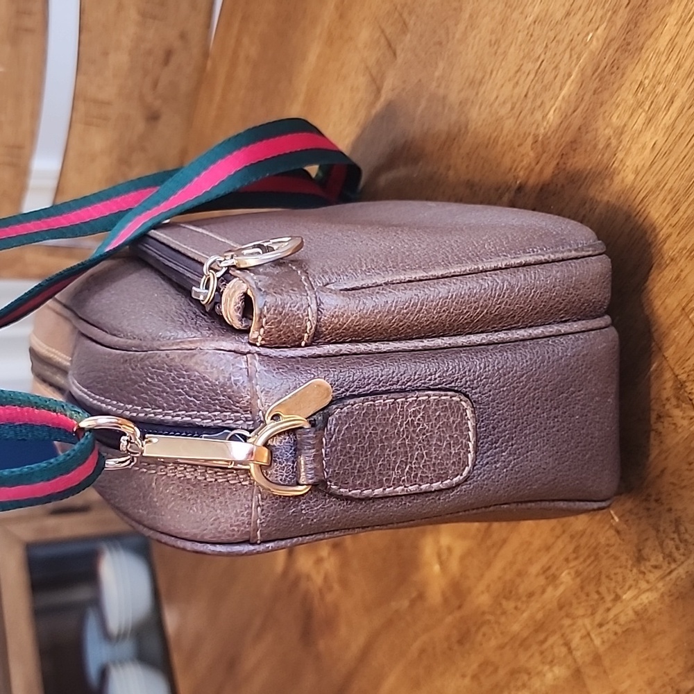 Gucci Brown Leather Crossbody Bag with Green and Red Strap - Picture 6 of 16